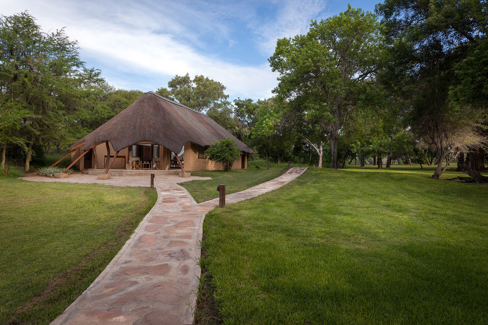 Tuli Safari Lodge Lentswelemoriti Εξωτερικό φωτογραφία